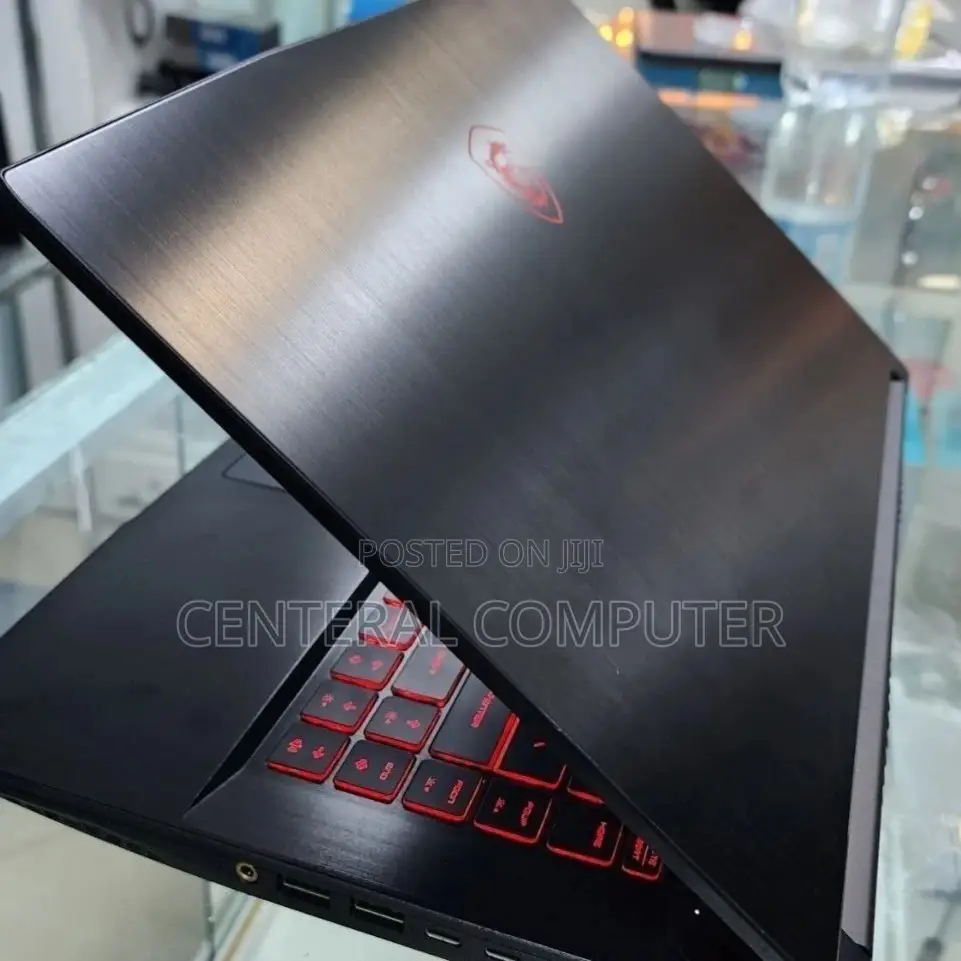New Laptop MSI Katana GF66 16GB Intel Core I7 SSD 512GB