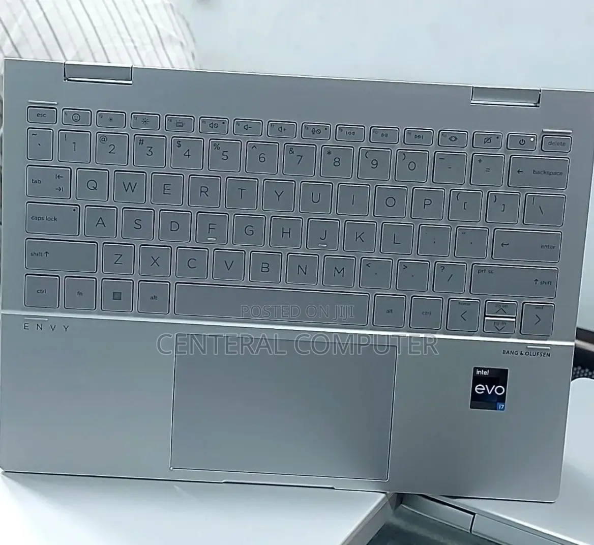 New Laptop HP Envy 17 16GB Intel Core I7 SSD 512GB