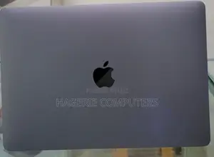 New Laptop Apple MacBook Pro 2020 8GB Apple M1 Pro SSD 256GB