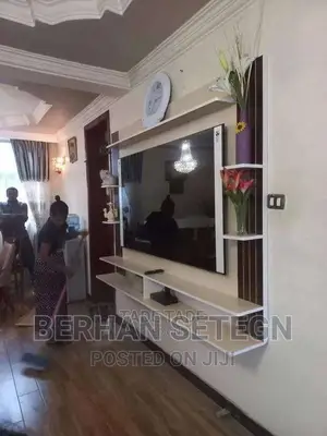 ውብ እና ዘመናዊ Tv Stands