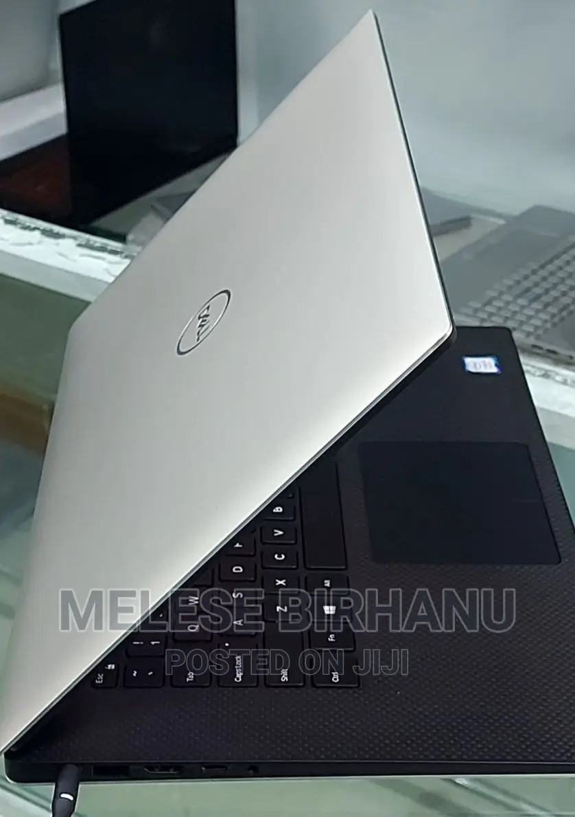 Laptop Dell Precision 15 5540 32GB Intel Core I9 SSD 512GB