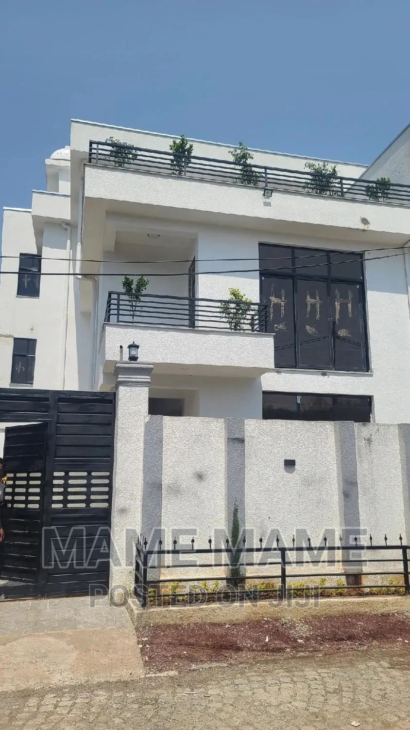 6bdrm House in Addis Abeba, Nifas Silk-Lafto for sale