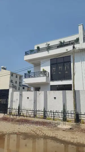 6bdrm House in Addis Abeba, Nifas Silk-Lafto for sale