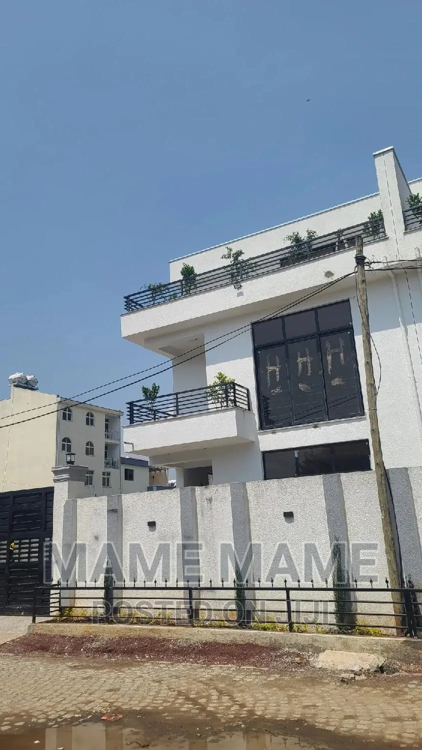 6bdrm House in Addis Abeba, Nifas Silk-Lafto for sale
