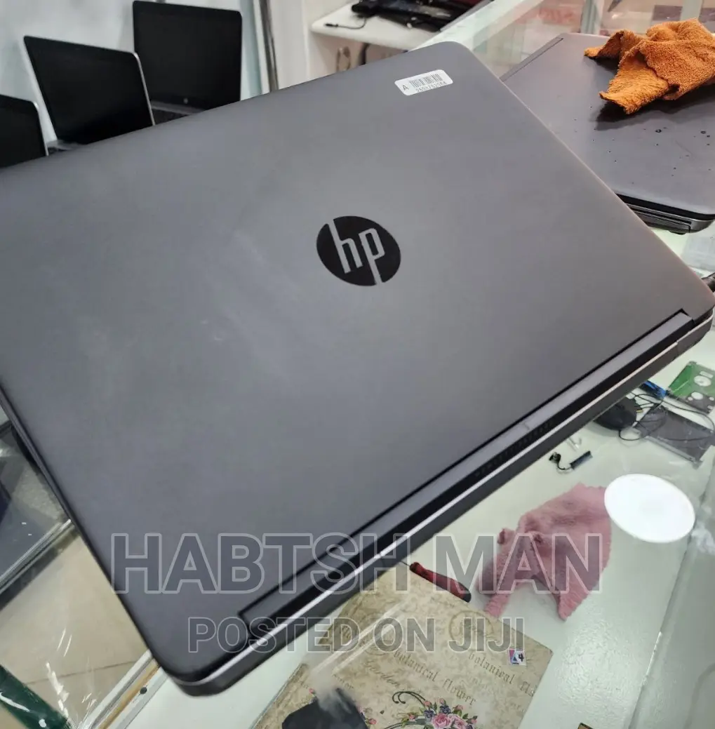 New Laptop HP ProBook 640 4GB AMD A8 SSD 128GB