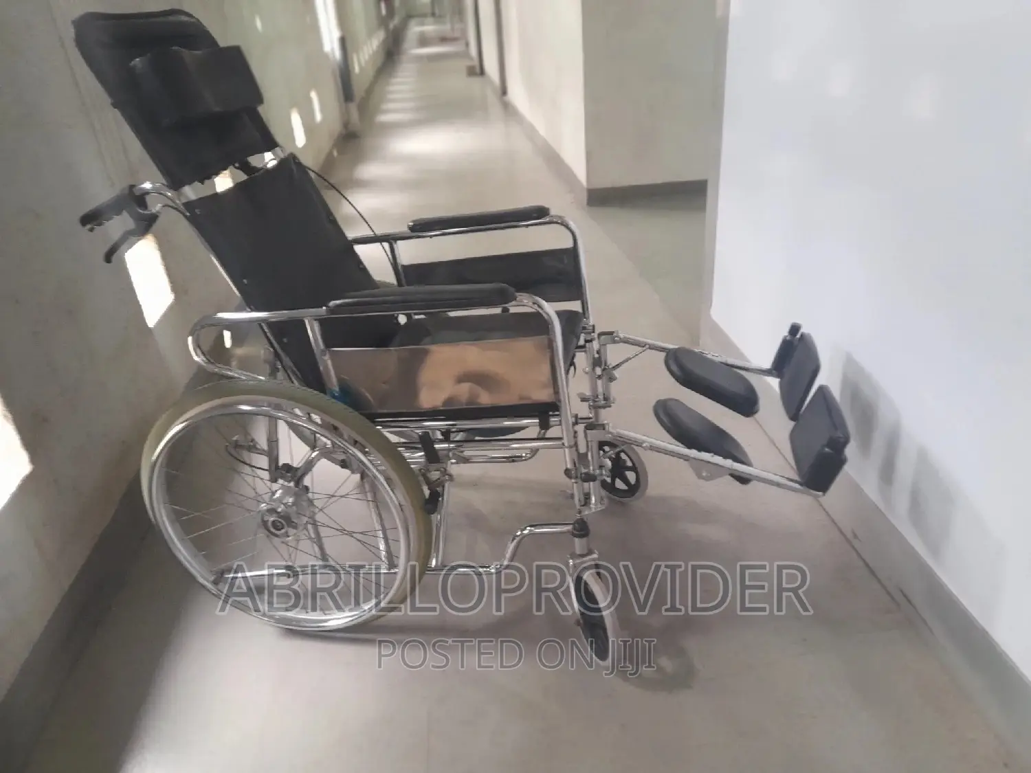 በመጠኑ ያገለገሉ ዌልቸሮች ከኛ ያገኛሉ Almunium Wheelchair Used