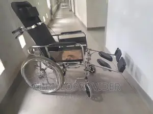 በመጠኑ ያገለገሉ ዌልቸሮች ከኛ ያገኛሉ Almunium Wheelchair Used
