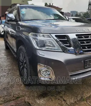 Nissan Patrol 2017 Gray