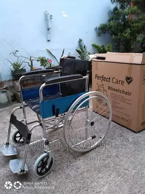 Healthcare Almunium Wheelchair