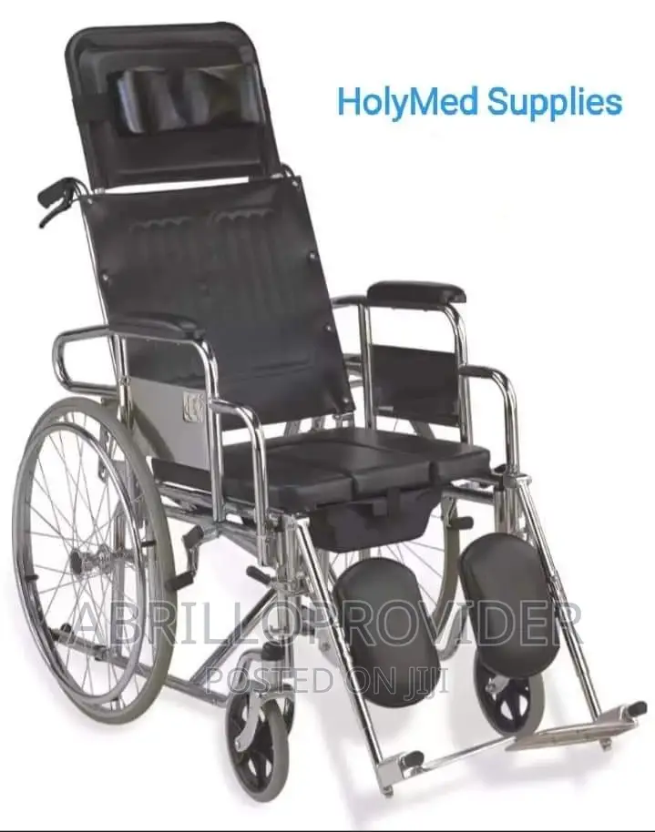 Almunium Wheelchair Commode/ Wheelchair/ Commode