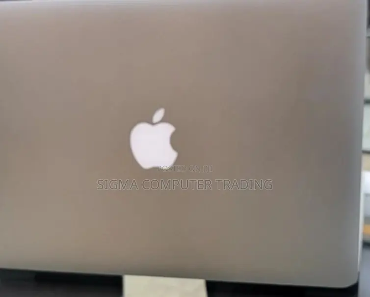 New Laptop Apple MacBook 2013 8GB Intel Core I5 SSD 128GB