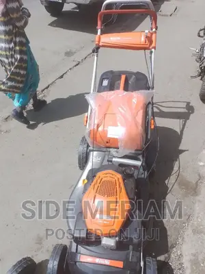 Grass Cutting Machine 139 Cc