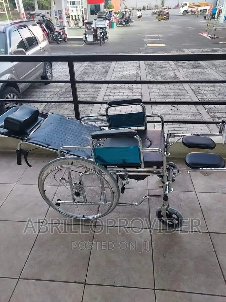 Comfortable Mobile Wheelchair 
Almunium