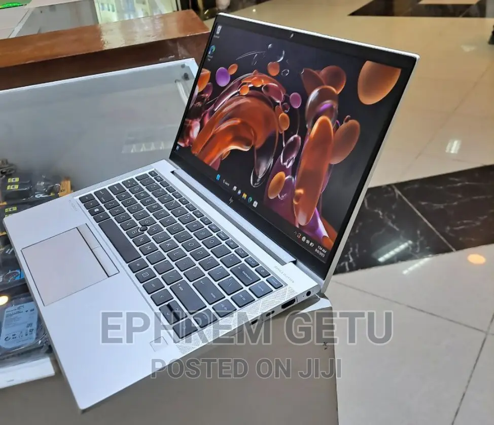 New Laptop HP EliteBook 840 16GB AMD Ryzen 5 SSD 512GB
