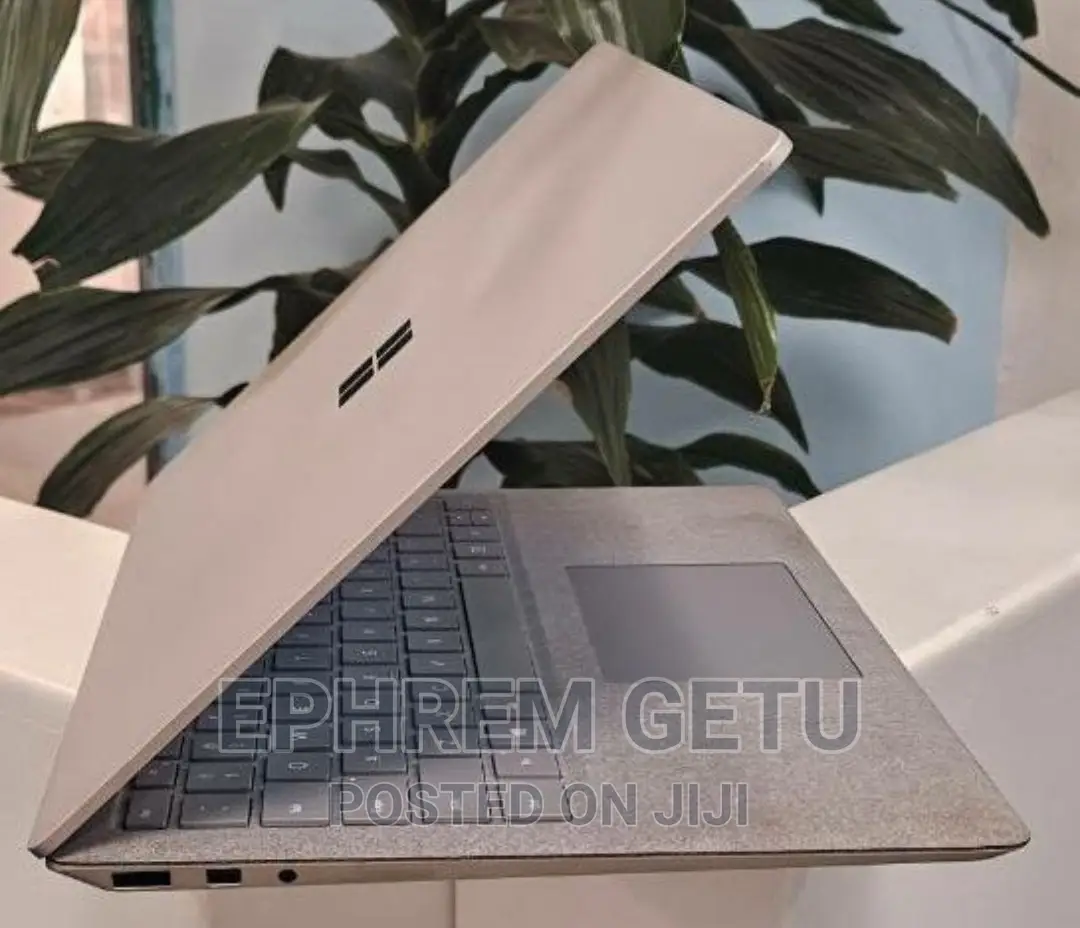 New Laptop Microsoft Surface Pro 6 8GB Intel Core I5 SSD 256GB