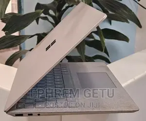 New Laptop Microsoft Surface Pro 6 8GB Intel Core I5 SSD 256GB