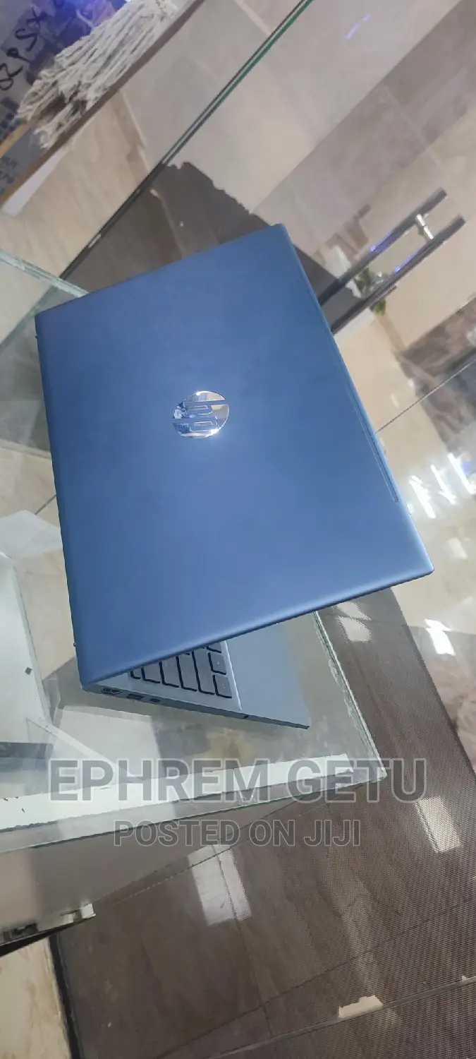 New Laptop HP Pavilion 15 8GB Intel Core I5 SSD 512GB