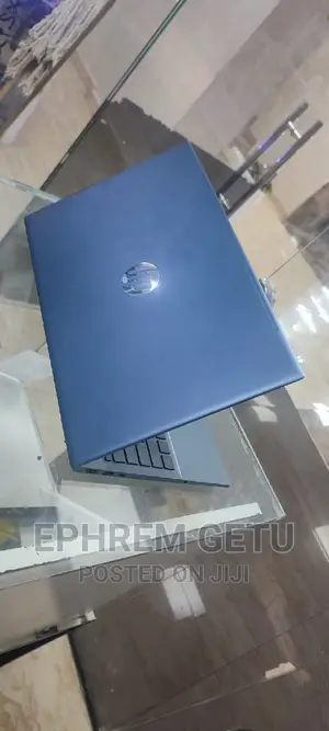 New Laptop HP Pavilion 15 8GB Intel Core I5 SSD 512GB