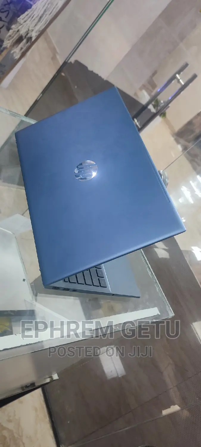 New Laptop HP Pavilion 15 8GB Intel Core I5 SSD 512GB