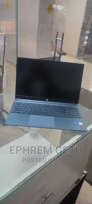 New Laptop HP Pavilion 15 8GB Intel Core I5 SSD 512GB