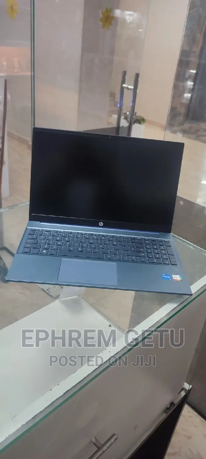 New Laptop HP Pavilion 15 8GB Intel Core I5 SSD 512GB