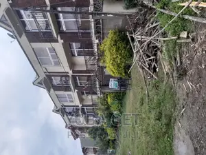 Furnished 5bdrm House in አስቸካይ የሚሸጥ G+2 መኖሪያ, Akaky Kaliti for sale