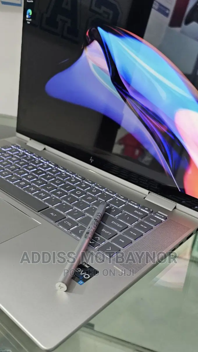 New Laptop HP Envy X360 16GB Intel Core I7 SSD 1T