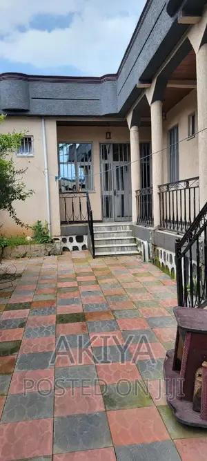 Furnished 4bdrm House in House, Oromia-Finfinne for sale