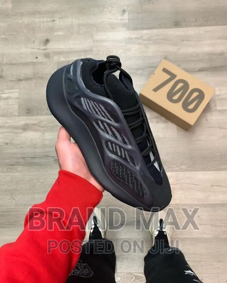 Adidas Yeezy 700V3 Master Quality