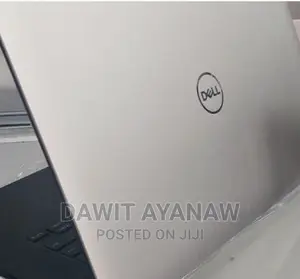 New Laptop Dell Precision 5520 16GB Intel Core I7 SSD 512GB