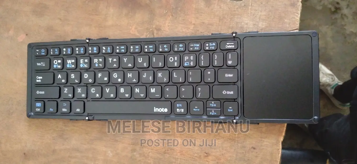 New Packed Multi Pairing Foldable Bluetooth Keybord