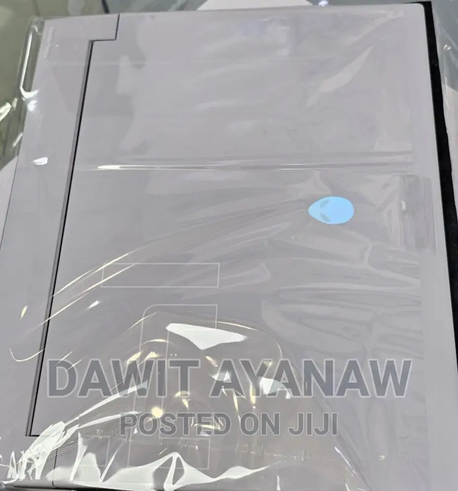 New Laptop Alienware Area-51m 16GB Intel Core I7 SSD 1T