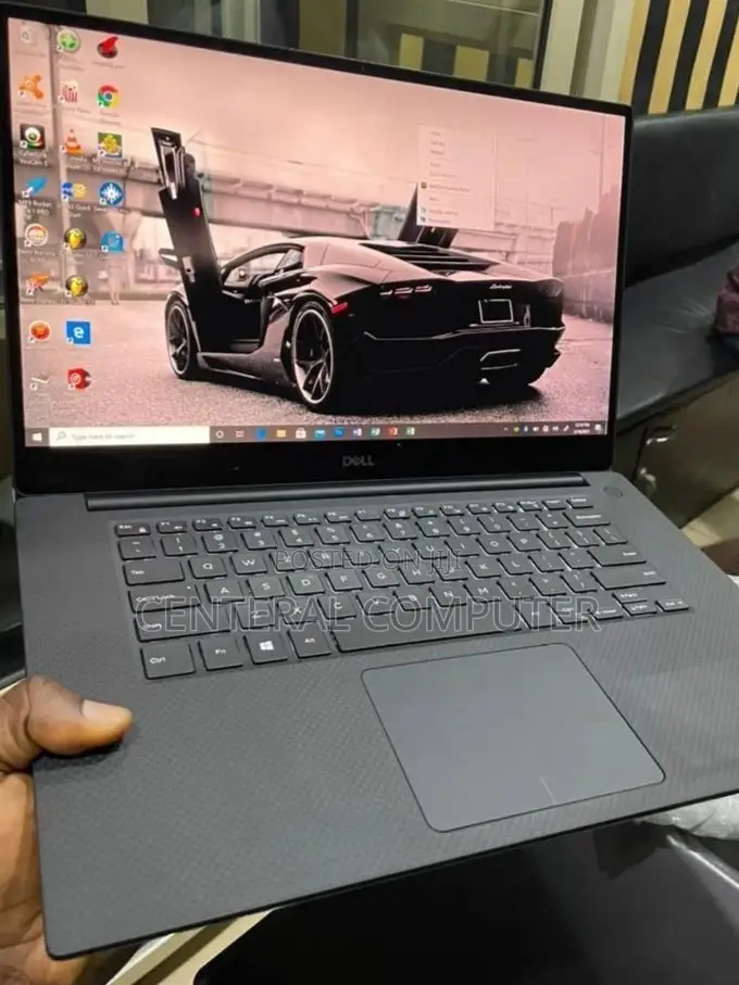New Laptop Dell Precision 15 5520 16GB Intel Core I7 SSD 512GB