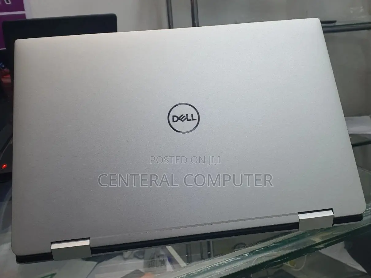 New Laptop Dell XPS 15 9560 16GB Intel Core I7 SSD 512GB