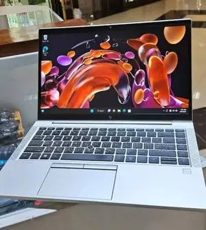 New Laptop HP EliteBook 830 G7 16GB AMD Ryzen 5 SSD 512GB