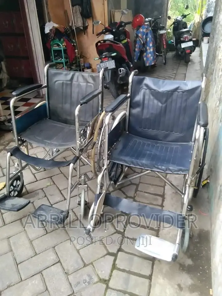 Wheelchair Used አልሙኒየም ተሽከርካሪ ወንበር በትንሹ ጥቅም ላይ የዋለ