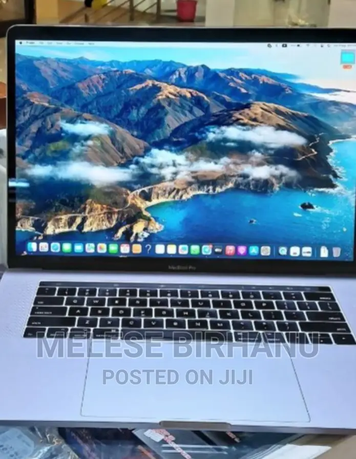 Laptop Apple MacBook Pro 2017 16GB Intel Core I7 SSD 512GB