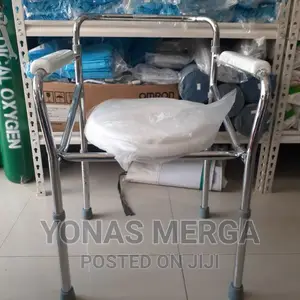 Photo - Aluminum Frame Offers Versatile Mobility in Out Bathroom