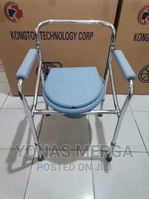 Aluminum Frame Offers Versatile Mobility in Out Bathroom