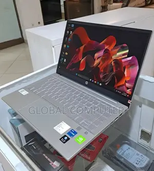 New Laptop HP Pavilion 17z 16GB Intel Core I5 SSD 512GB