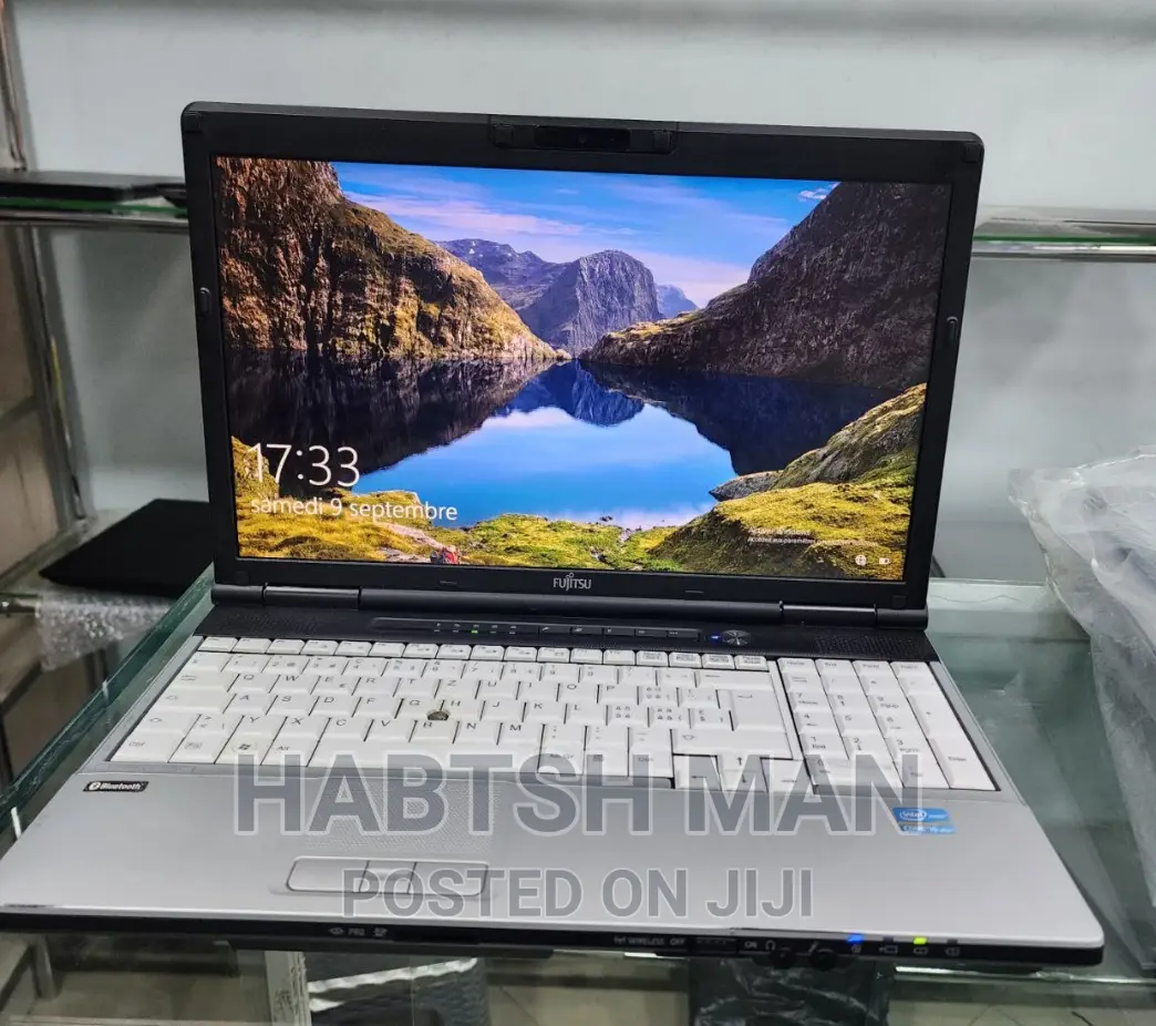 Laptop Fujitsu Amilo Li3710 4GB Intel Core I5 SSD 128GB