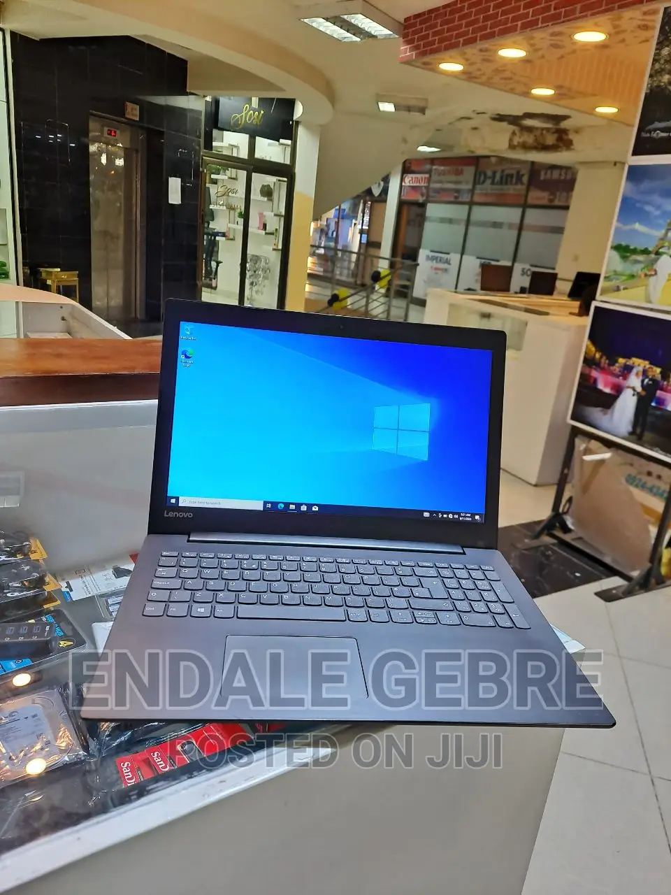 New Laptop Lenovo 4GB Intel Core 2 Quad HDD 500GB