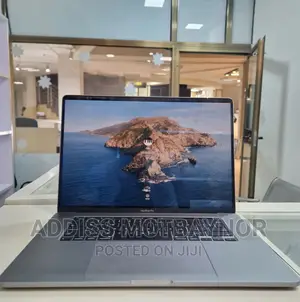 New Laptop Apple MacBook Pro 2019 16GB Intel Core i7 SSD 512GB