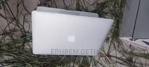 New Laptop Apple MacBook Air 2017 8GB Intel Core I5 SSD 256GB