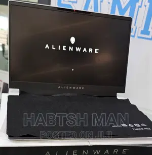 New Laptop Alienware M17x R2 16GB Intel Core I7 SSD 1T