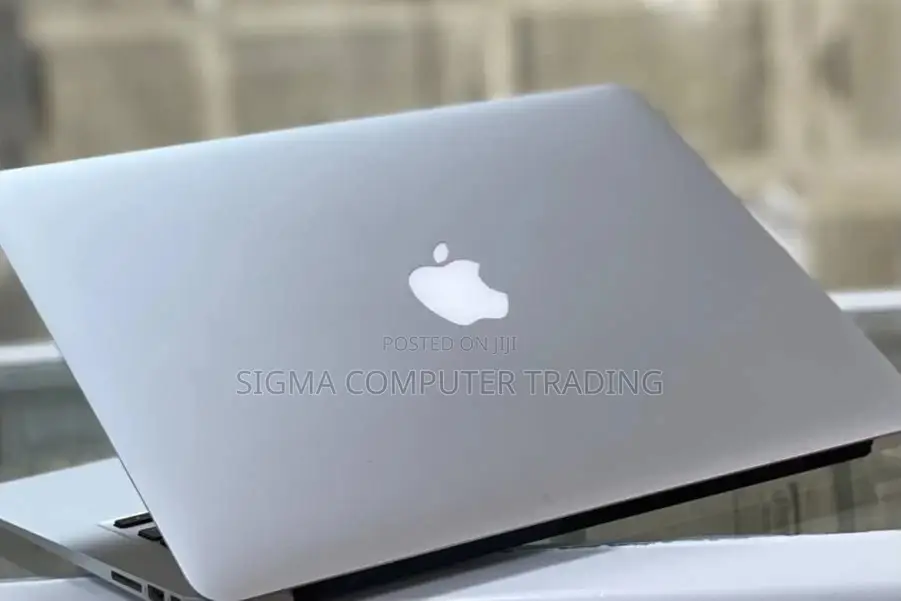 New Laptop Apple MacBook Air 2017 8GB Intel Core I5 SSD 256GB