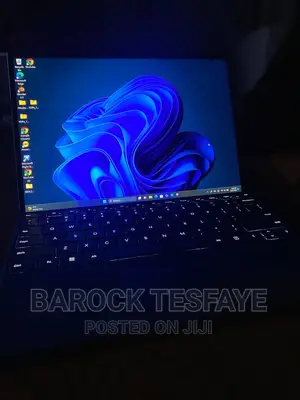 Laptop Microsoft Surface Pro 9 8GB Intel Core I5 SSD 256GB