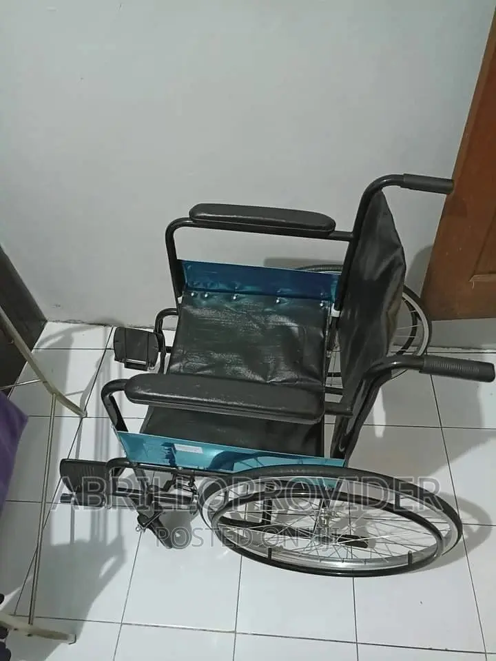 Lightweight Aluminium Wheelchair( New Packed 150kg)