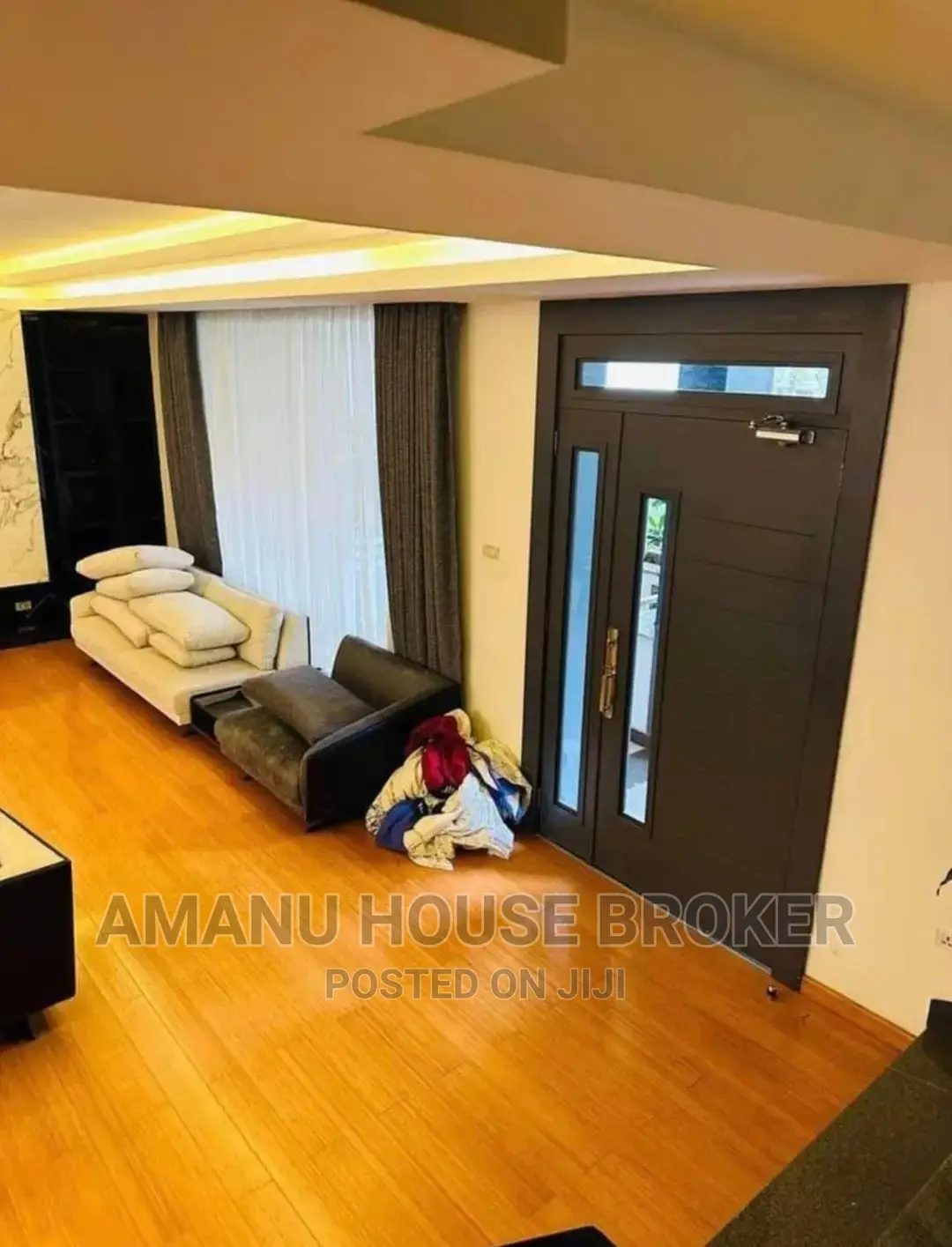 Furnished 3bdrm Apartment in አስቸኳይ የሚሸጥ አፓርትመንት, Lideta for sale