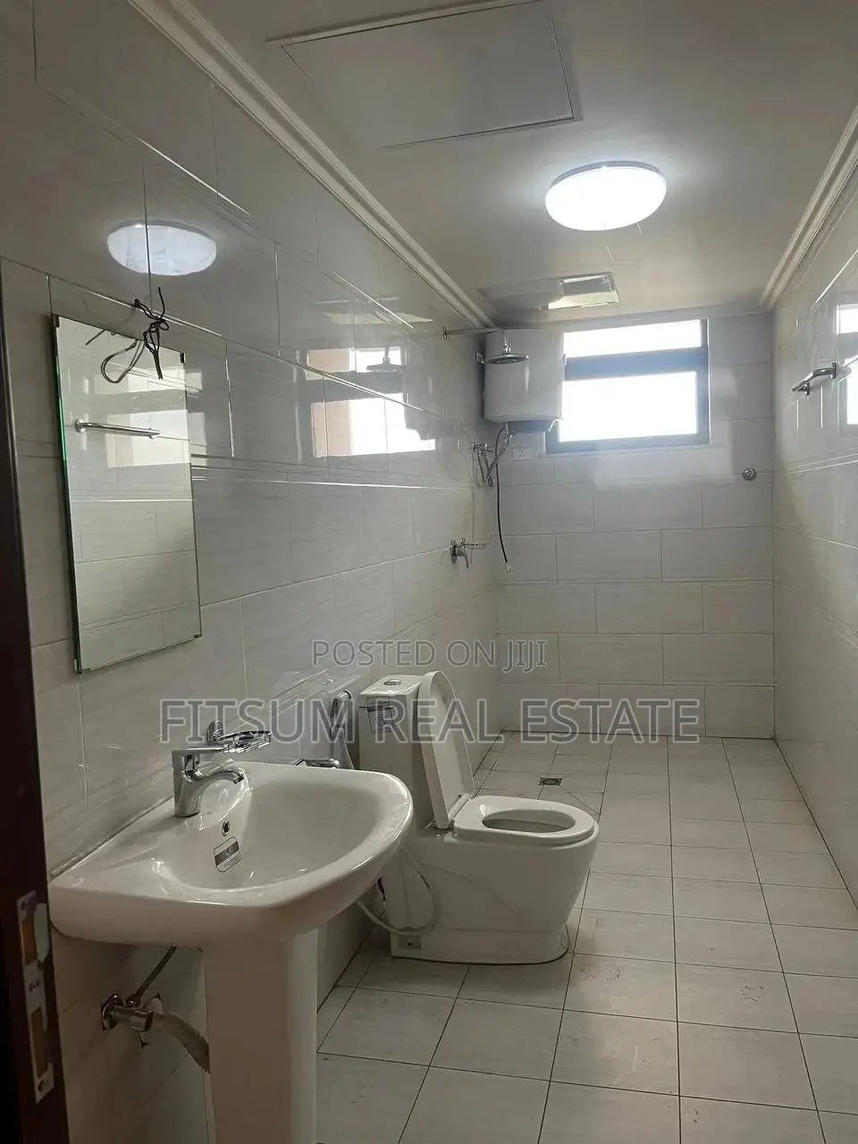 3bdrm Apartment in Comet Real Estate, Bole for sale